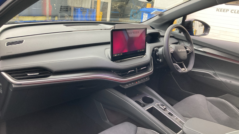 Skoda Enyaq 210kW 85x Sportline 82kWh 4x4 5dr Auto Electric Estate